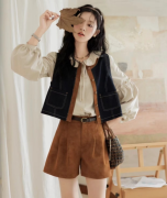 百搭制型尽情打扮 蕊朵时髦女拆每天都是双十一